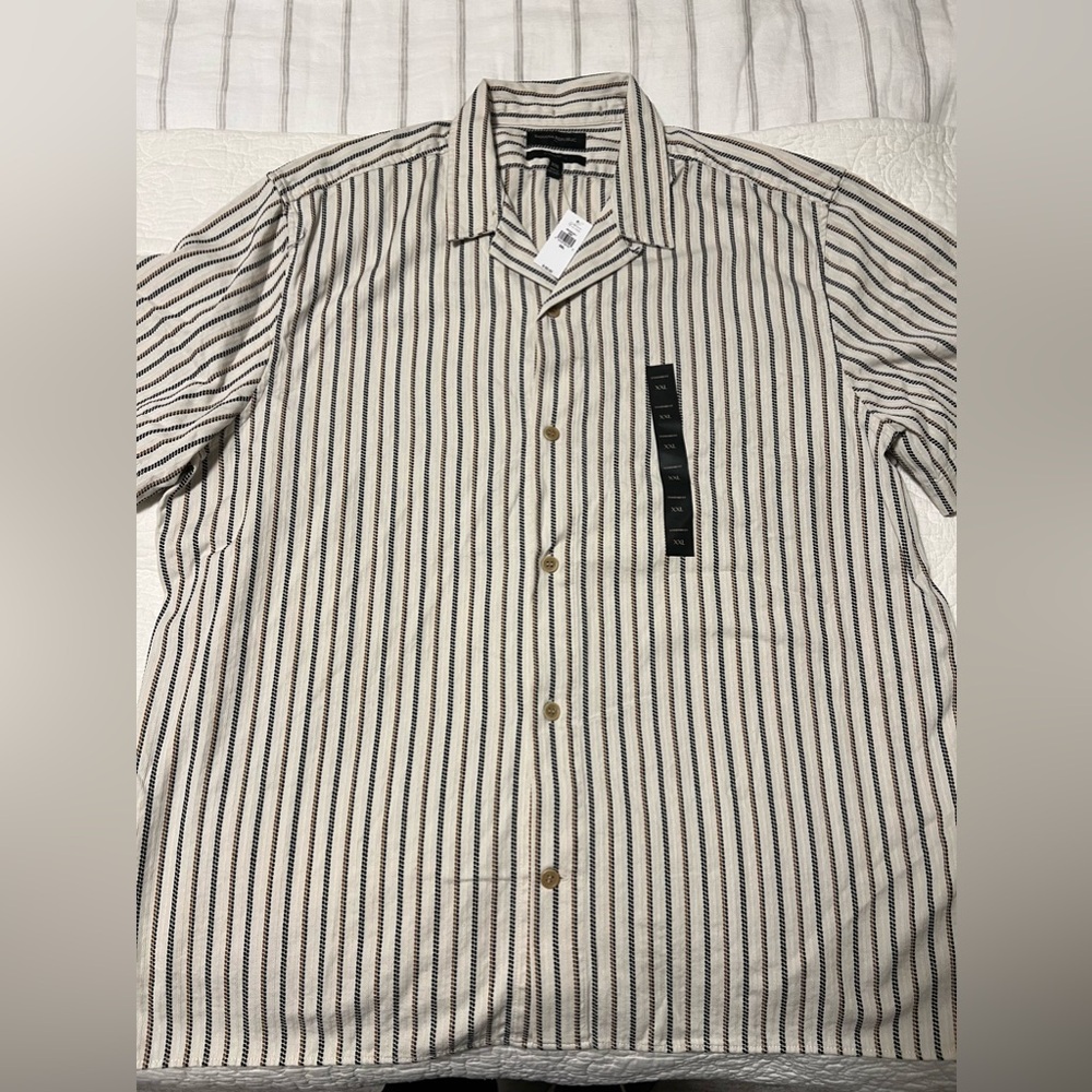 Banana Republic NWT Men’s Long Sleeve Button Down Shirt Untucked